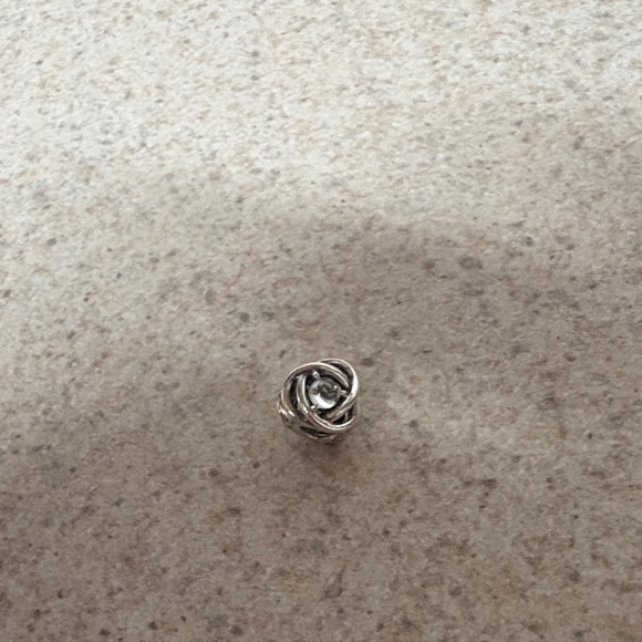 Pandora NWOT Clear Eternity Circle Charm - Picture 5 of 5